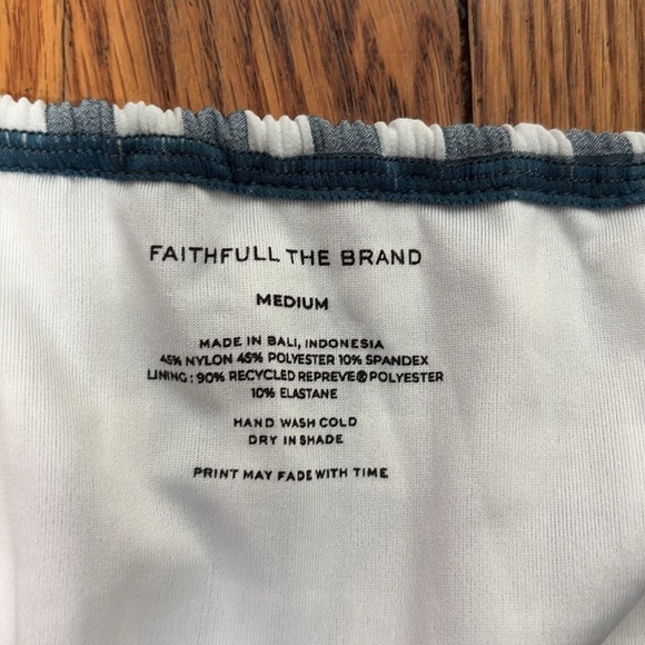 NWOT Faithfull the Brand Corsica Bikini Top Swimsuit‎ Gingham Blue  M - Picture 6 of 6